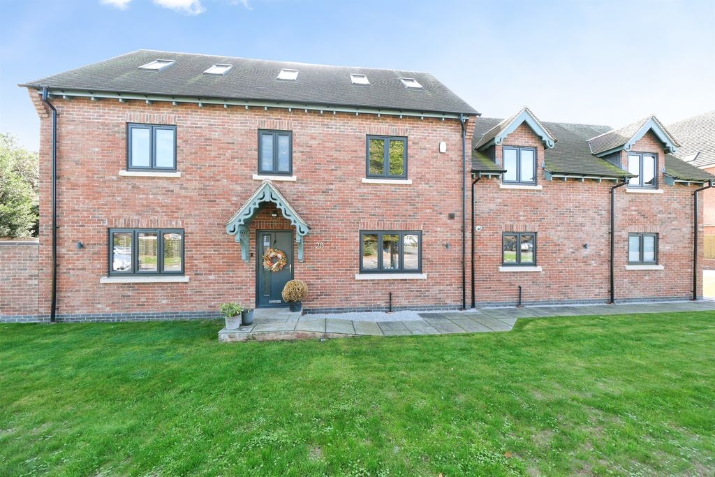 Property photo 1 of 29