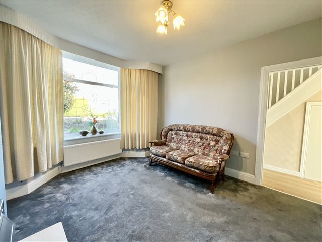 Property photo 3 of 15 Lounge