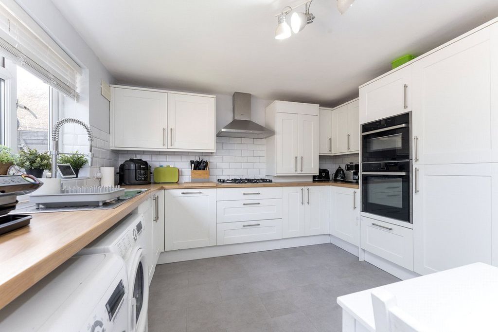 Property photo 3 of 12 Picture No. 05