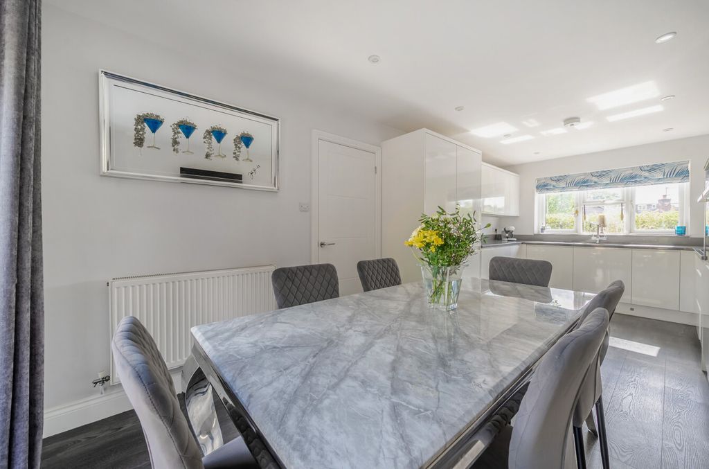 Property photo 2 of 16 1353310-29-68Becf...