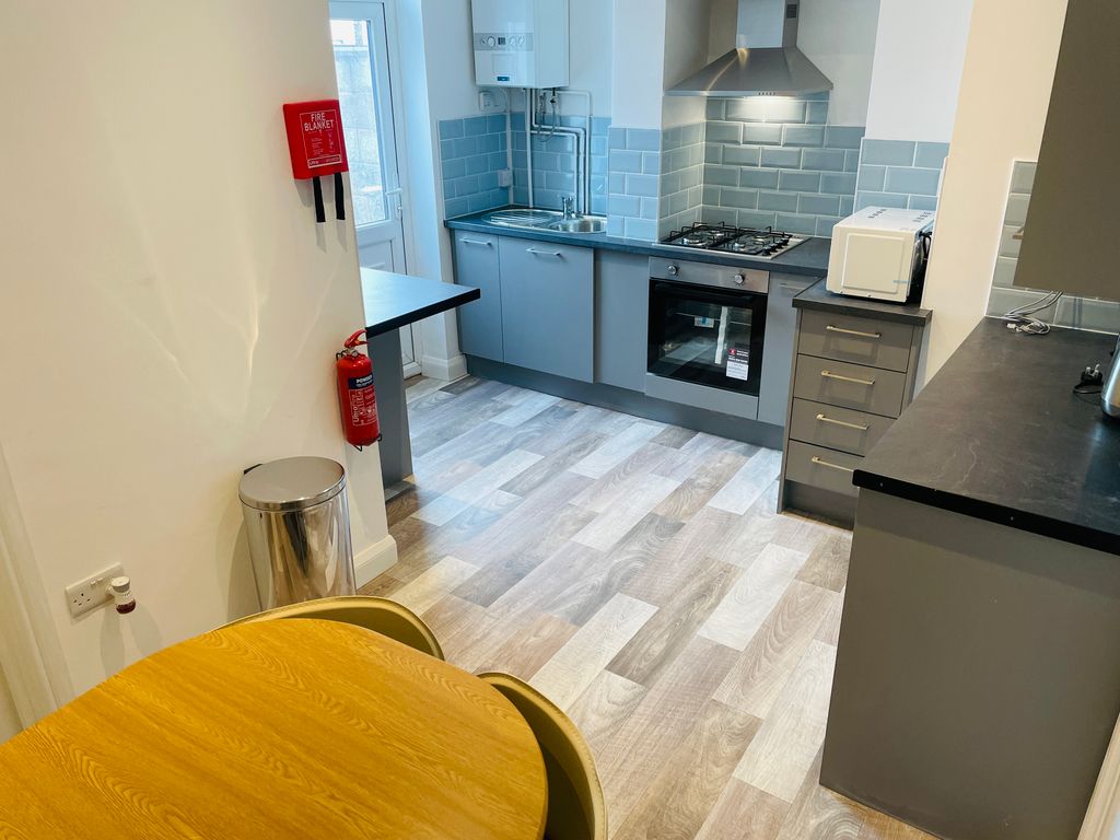 Additional image 5 of Room to rentHaywood Street, Stoke-On-Trent ST4