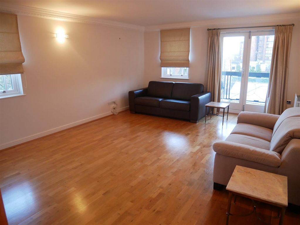 Property photo 2 of 11