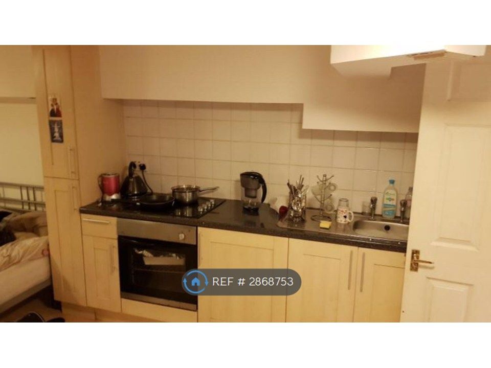 Property photo 3 of 4