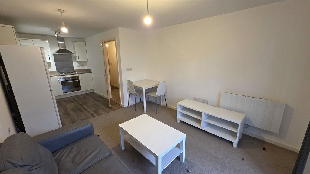 Property photo 3 of 10 Living Room