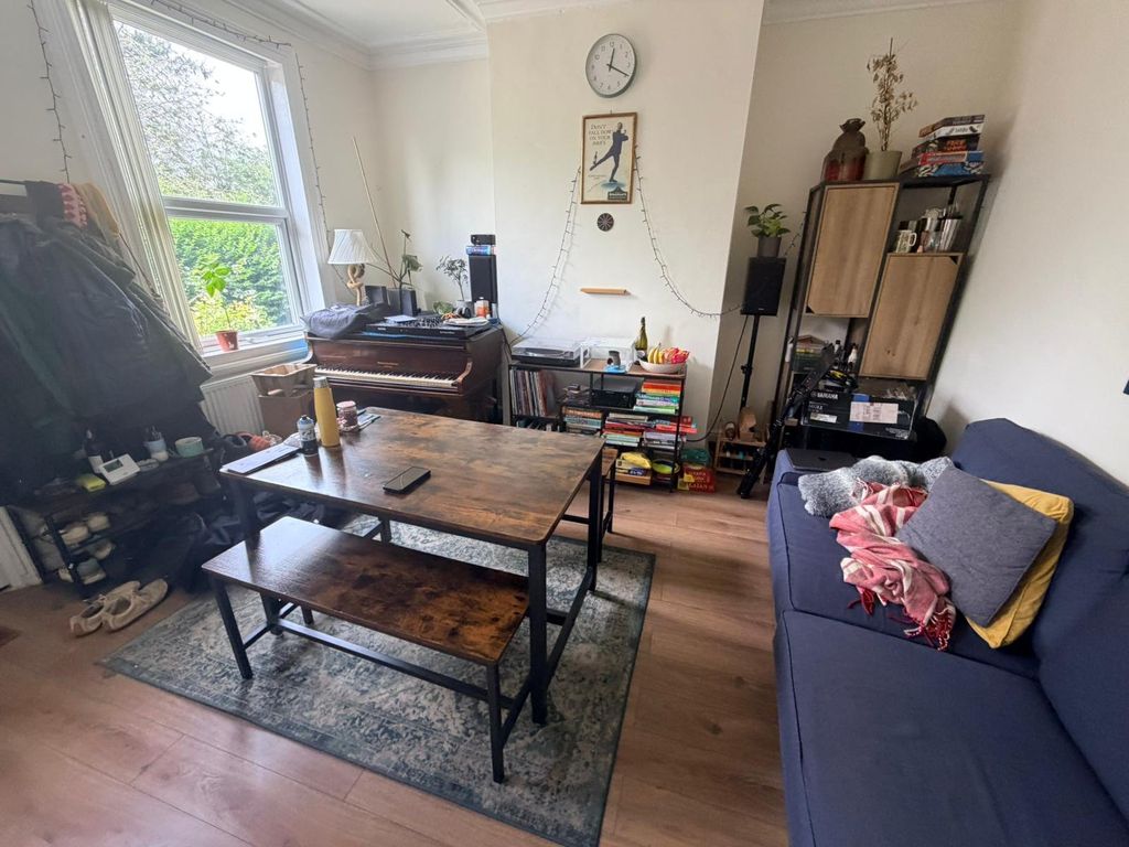 Property photo 3 of 12 Picture No. 03
