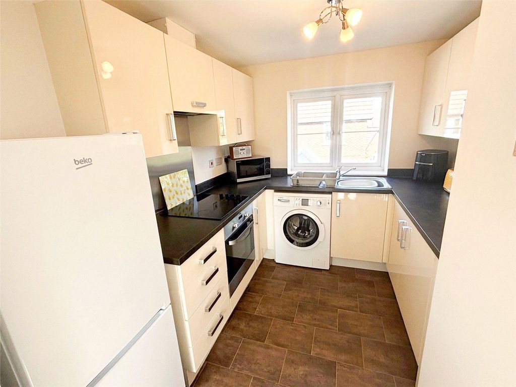 Property photo 3 of 12 Picture No. 21