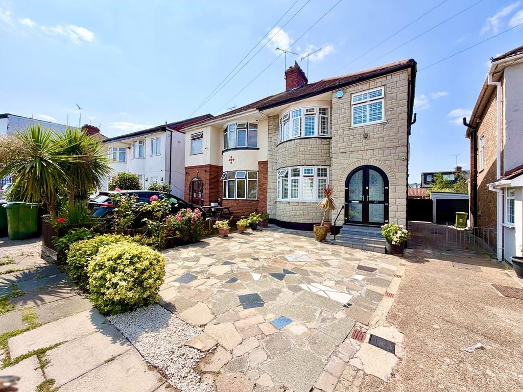 Property photo 1 of 19