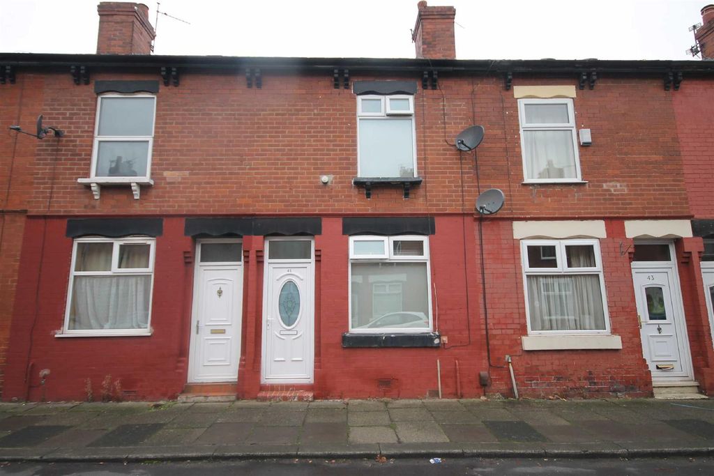 Property photo 1 of 6