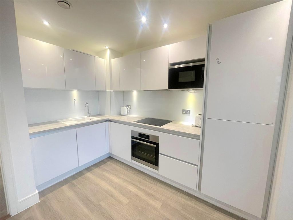 Property photo 2 of 11 Whatsapp Image 2025-12-04 At 2.45.15 Pm (4).Jpeg