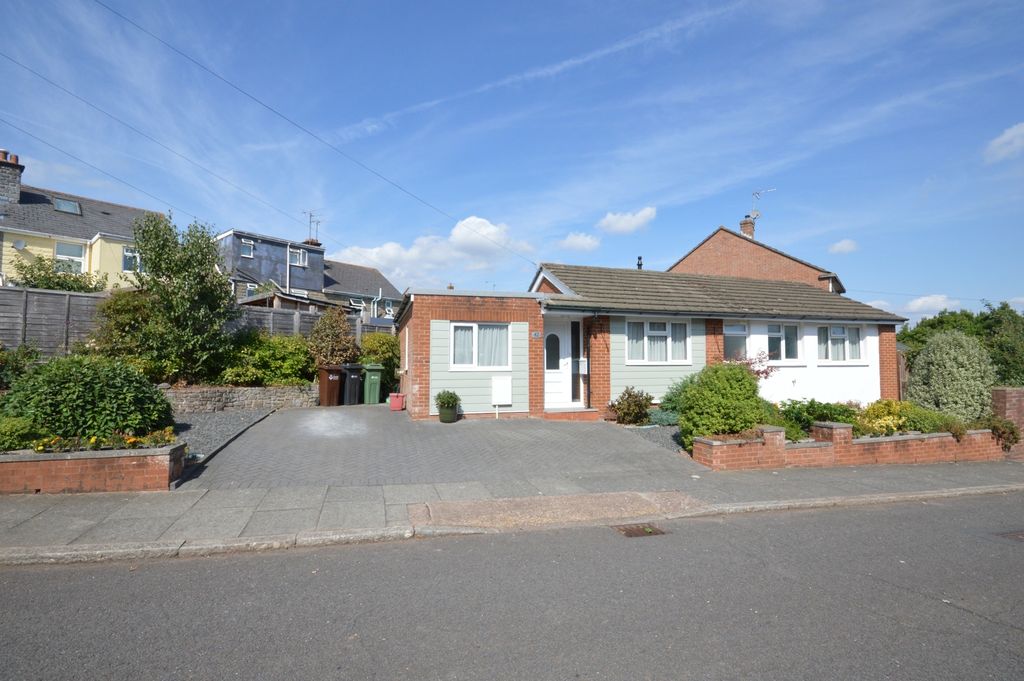 Property photo 1 of 20 Picture No. 05