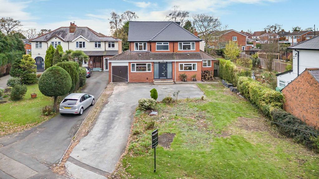 Property photo 1 of 33