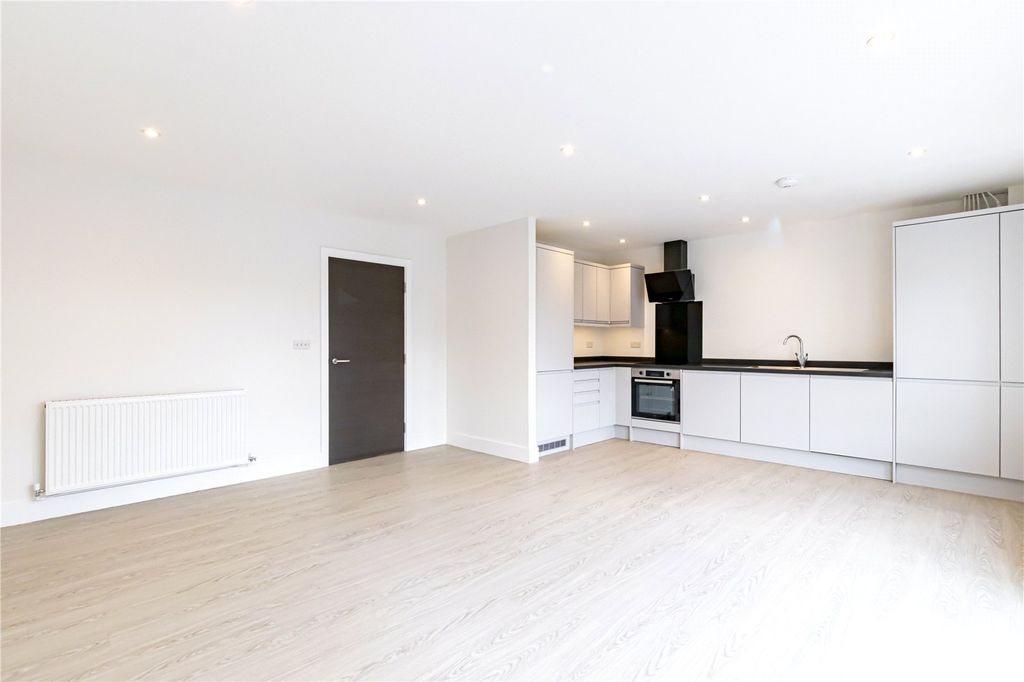 Property photo 2 of 8 Picture No. 05