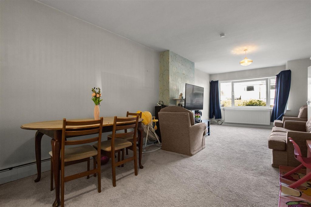 Property photo 2 of 16 Img_0002.Jpg