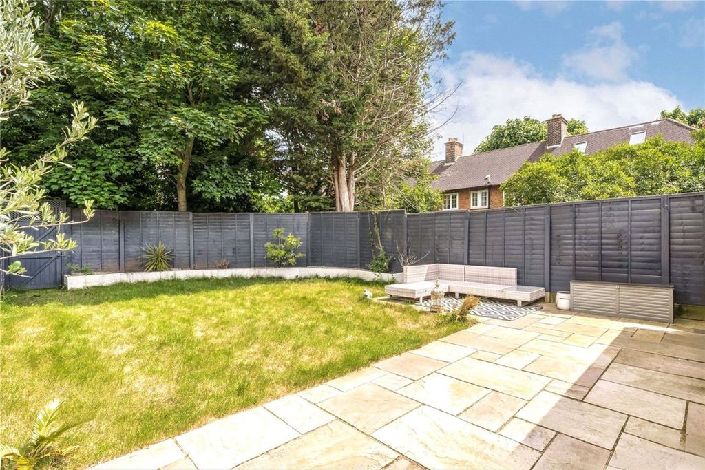 Property photo 3 of 7