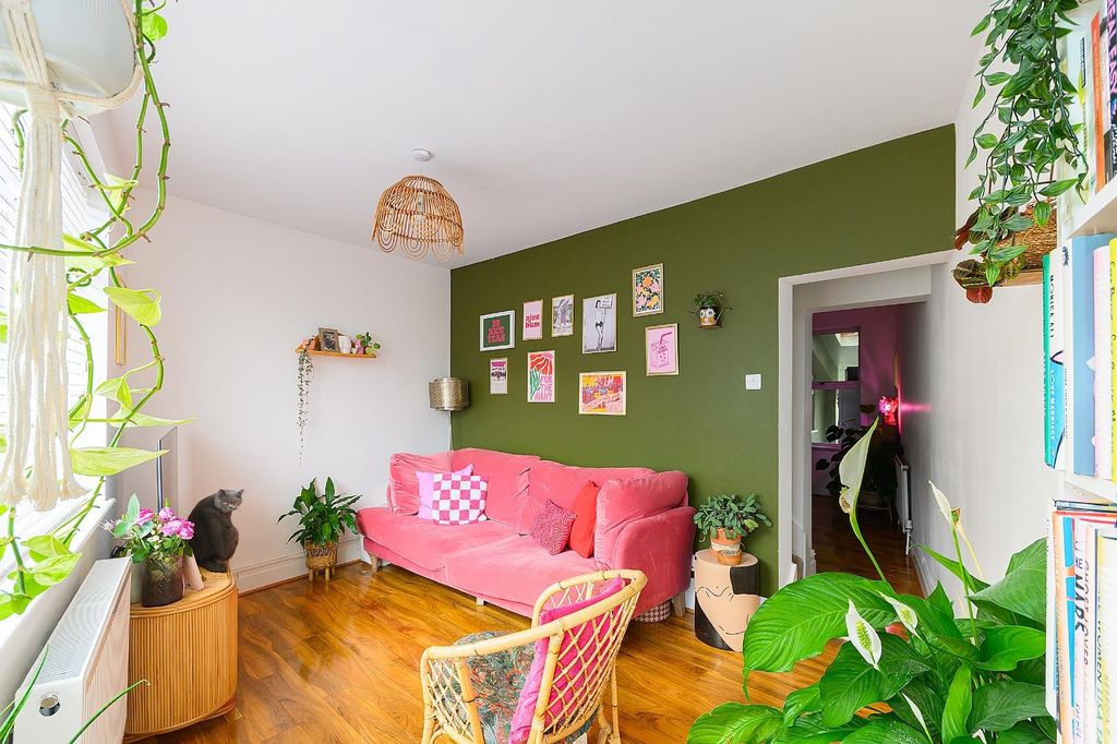 Property photo 1 of 29 0T6Tav - Lounge D.Jpg