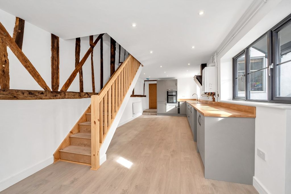 Property photo 3 of 17 Dh2