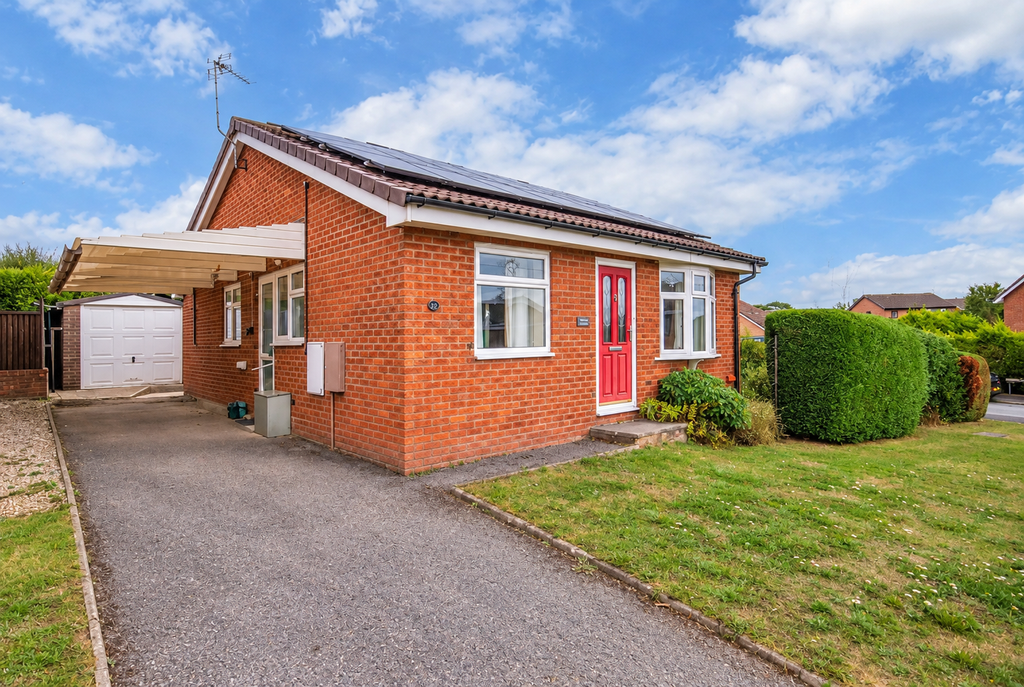 Property photo 2 of 17