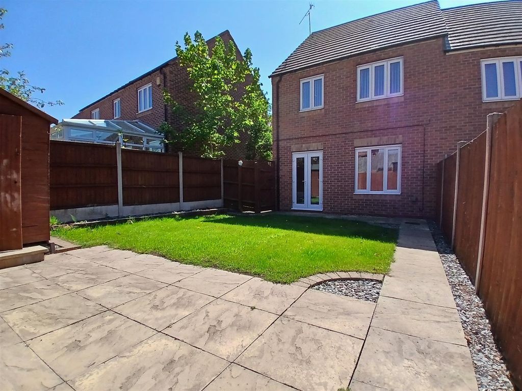 Property photo 2 of 18