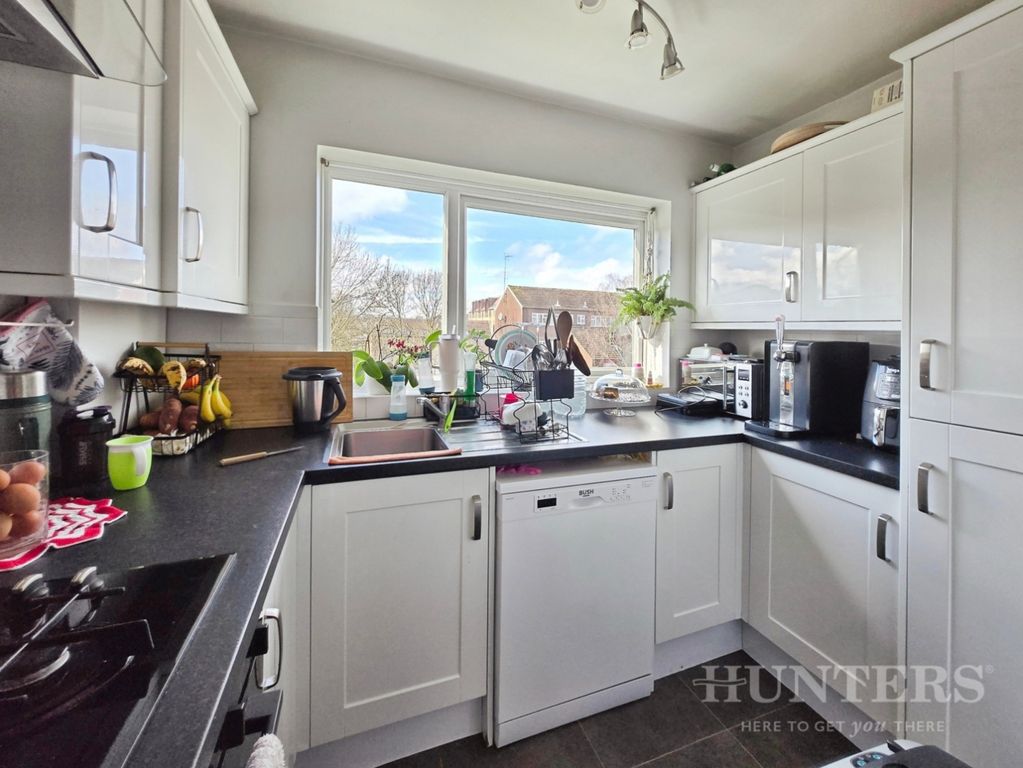 Property photo 2 of 10 Pbox-Img.Jpg