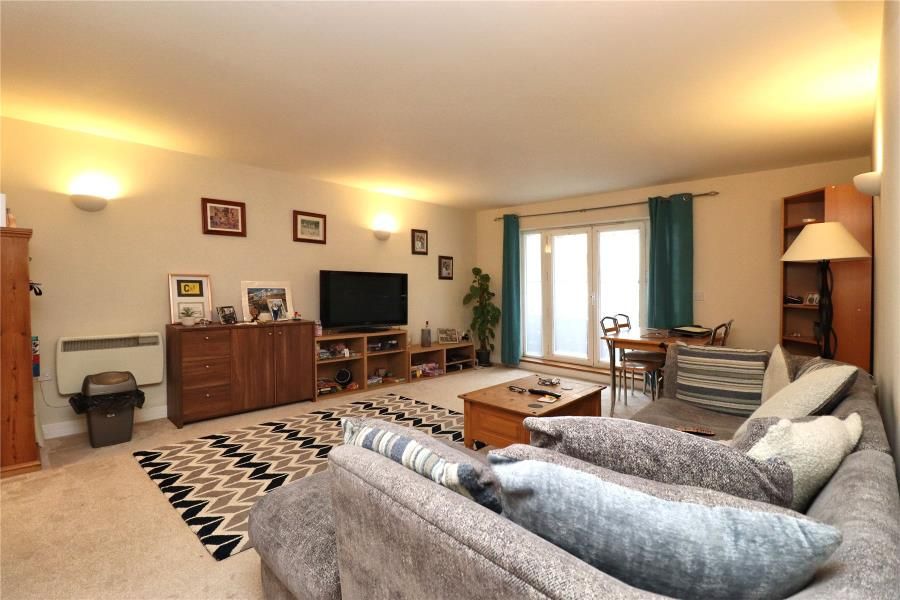 Property photo 3 of 10