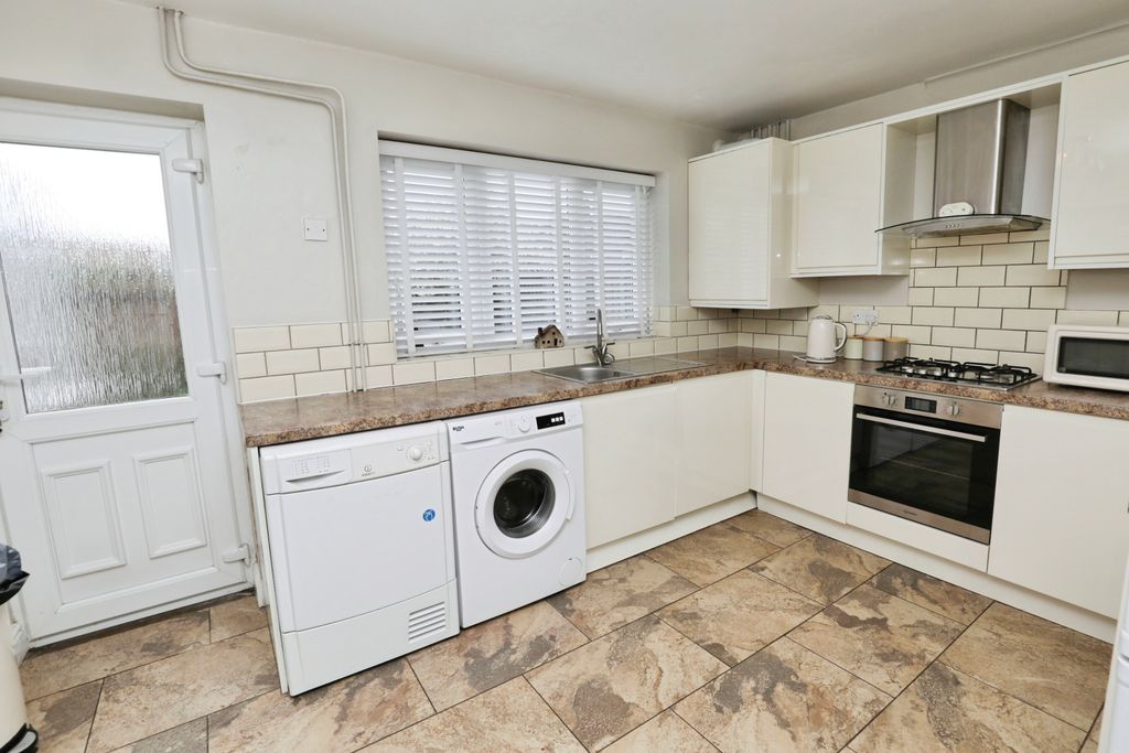 Property photo 3 of 15