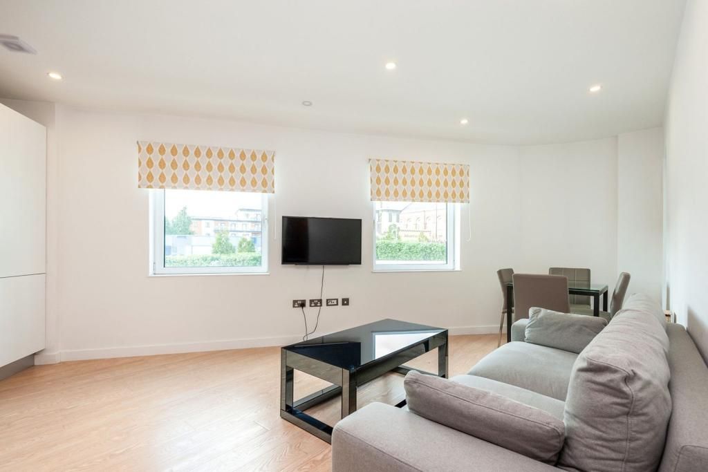 Property photo 3 of 12