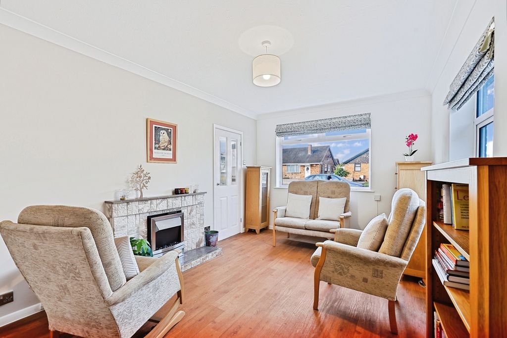 Property photo 3 of 30 Pbox-Img.Jpg