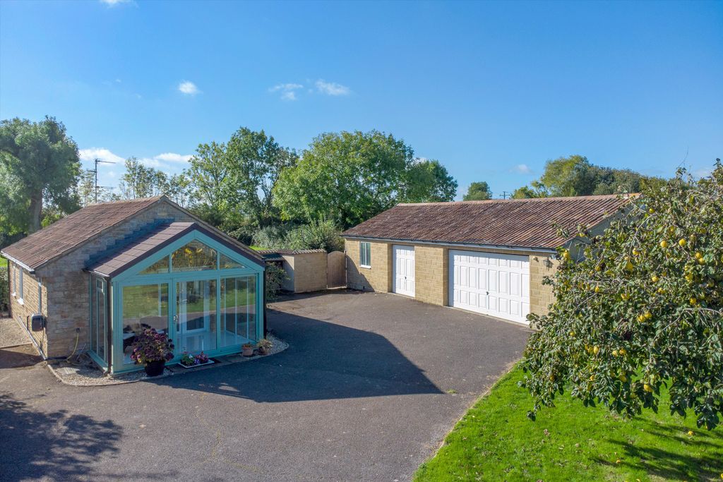 Property photo 2 of 20 Image