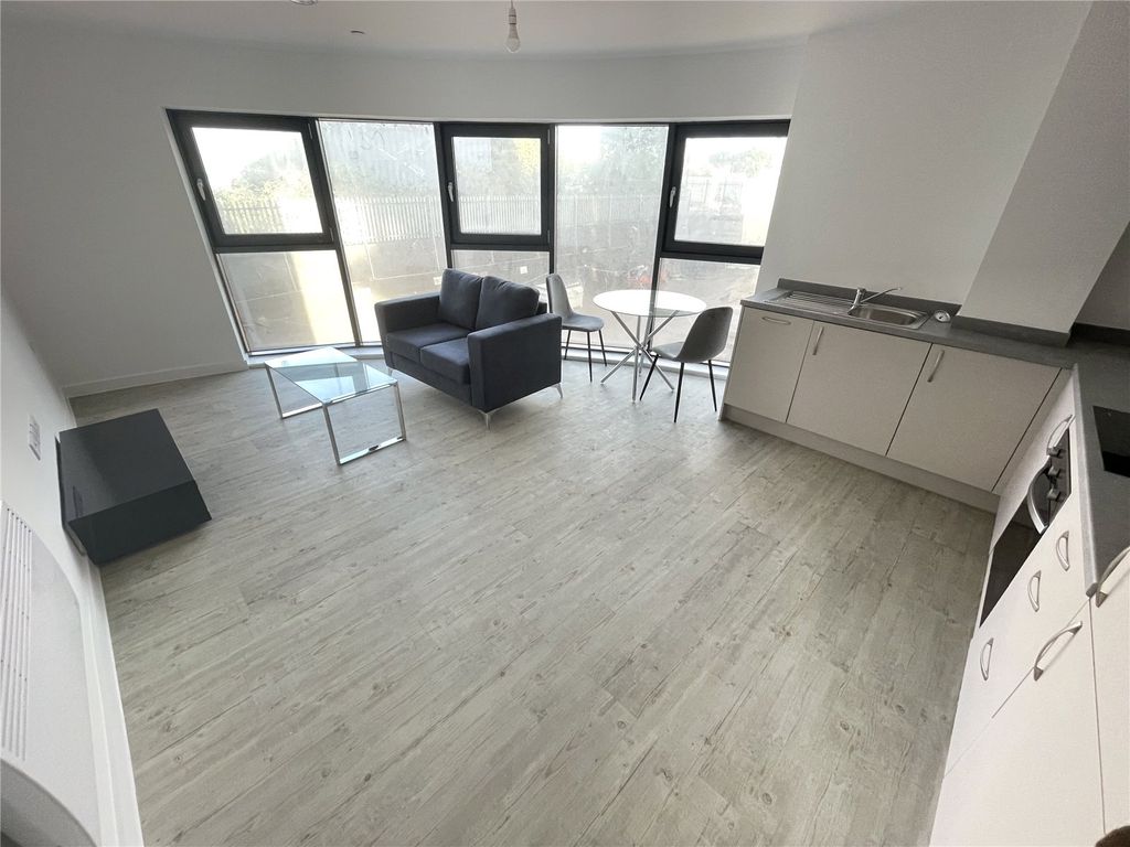 Property photo 1 of 6 Picture No. 05