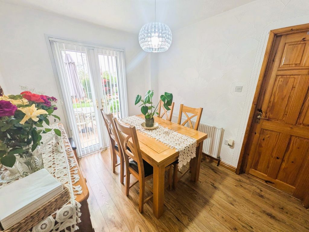 Property photo 3 of 29