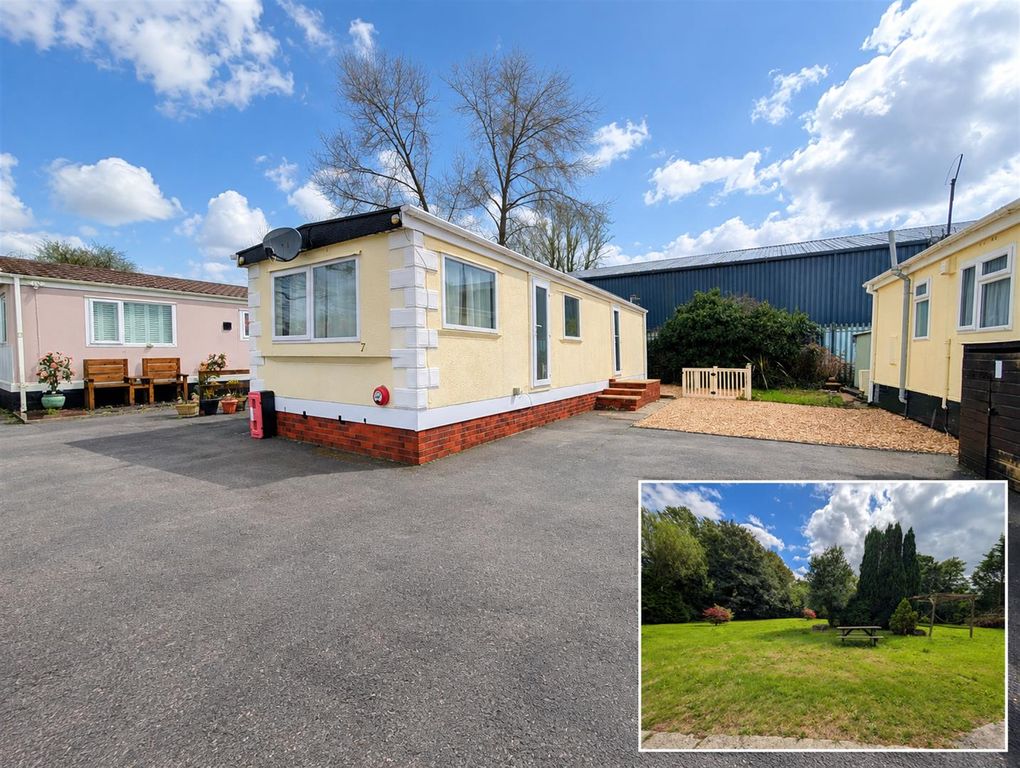 Property photo 1 of 9 98530c39-0F77-42F1-Ac17-Bef0F604Bfcb.Png