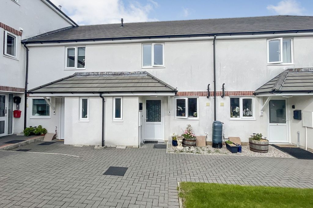 Property photo 2 of 15