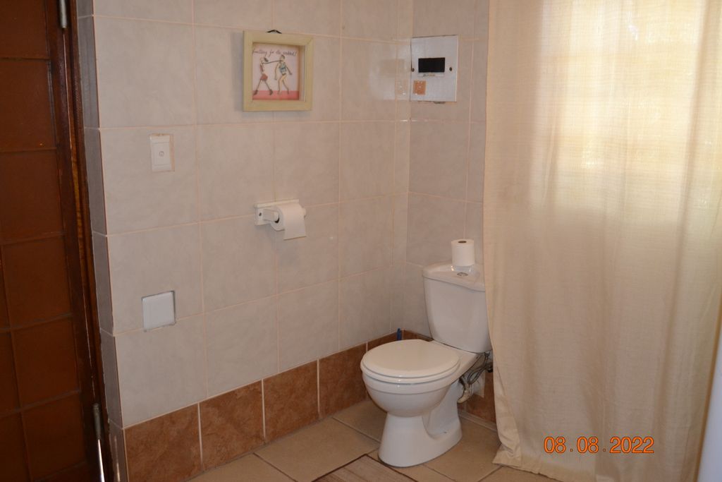 Property photo 3 of 46