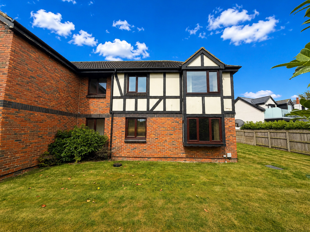 Property photo 1 of 11