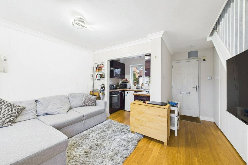 Property photo 3 of 6 Picture No. 04