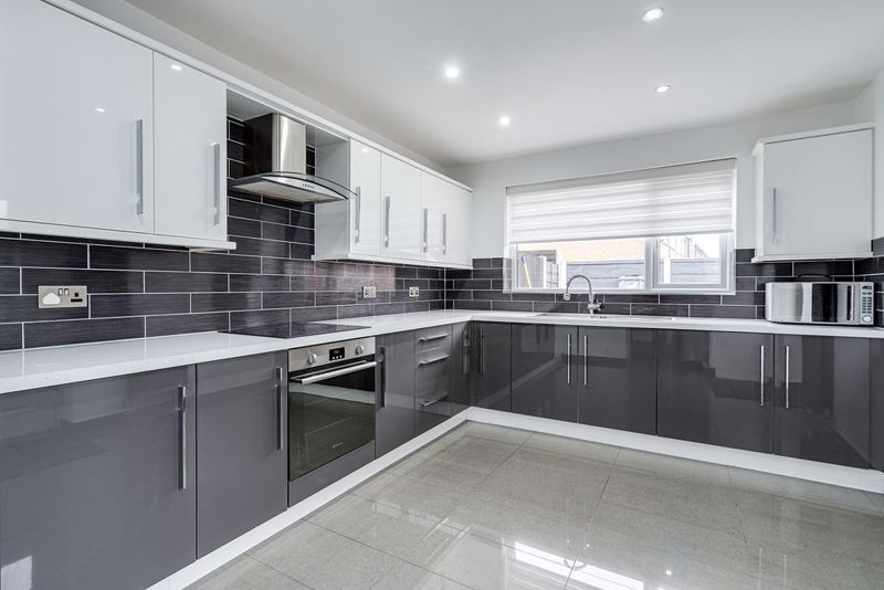 Property photo 1 of 20 Photo 19