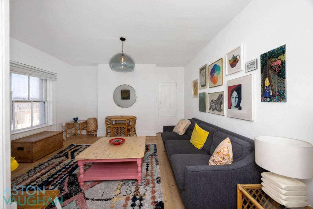 Property photo 1 of 13 4701350