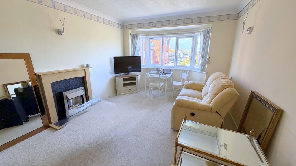 Property photo 3 of 12 Sov10.Jpg