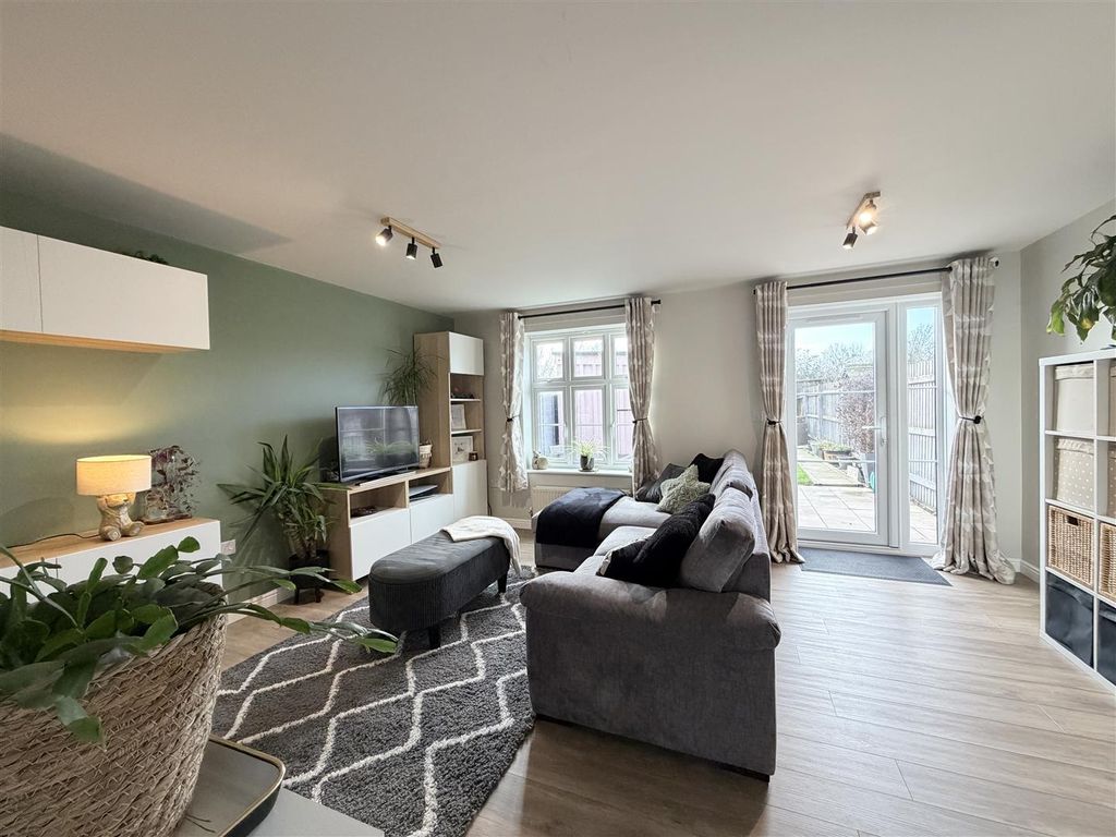 Property photo 3 of 17 Img_3852.Jpg