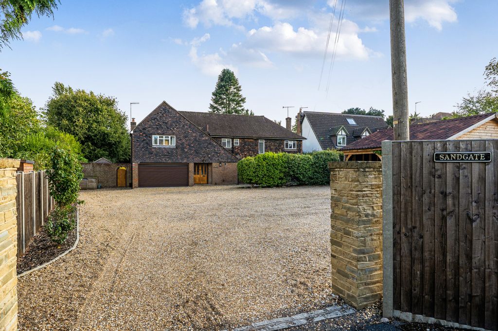 Property photo 1 of 29