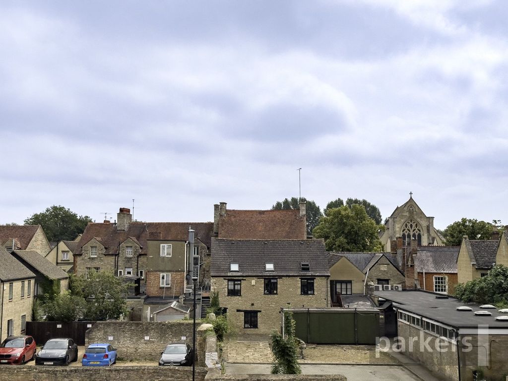 Property photo 2 of 17 View