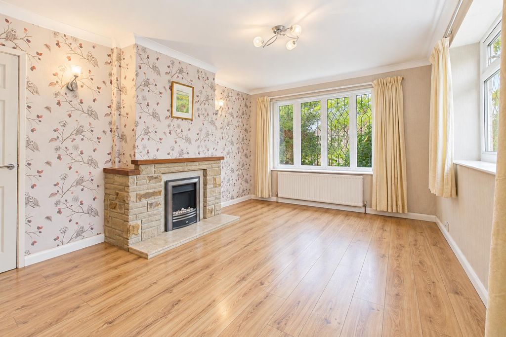 Property photo 2 of 11 5.Png