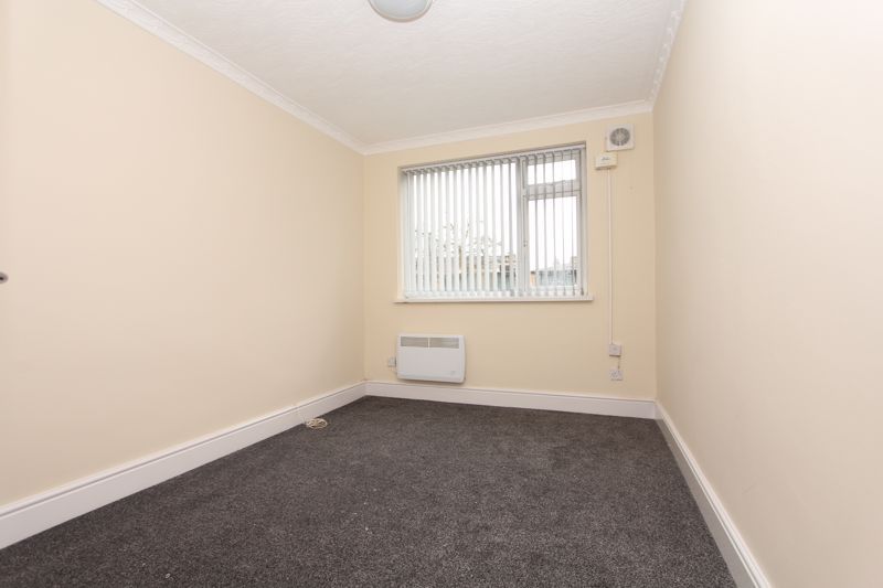 Property photo 3 of 9 Photo 11