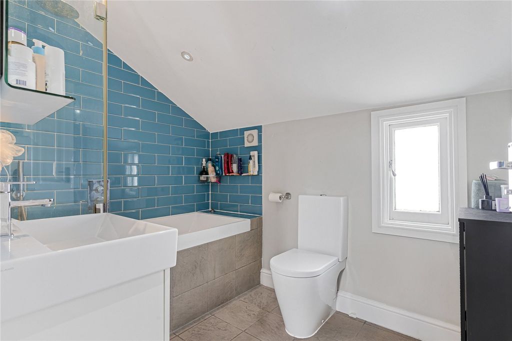 Property photo 3 of 15 Bathroom