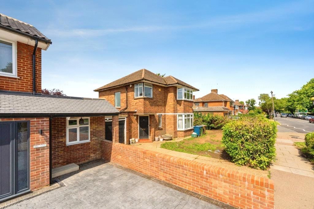 Property photo 1 of 27 Picture No. 30