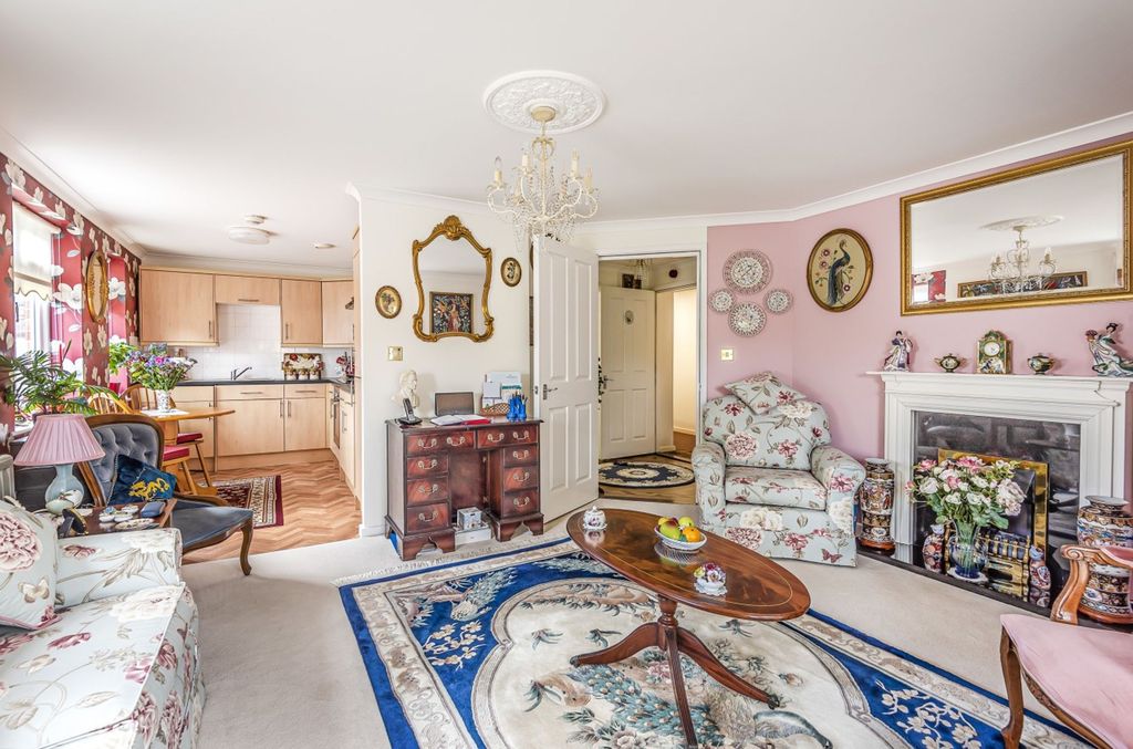 Property photo 3 of 10