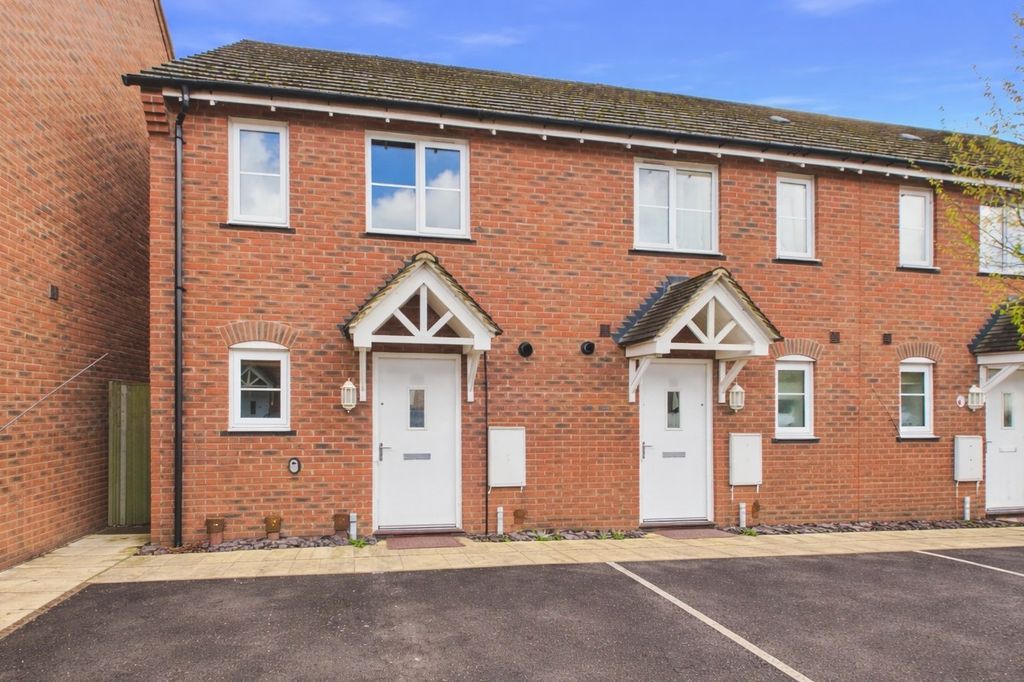 Property photo 1 of 18 Front