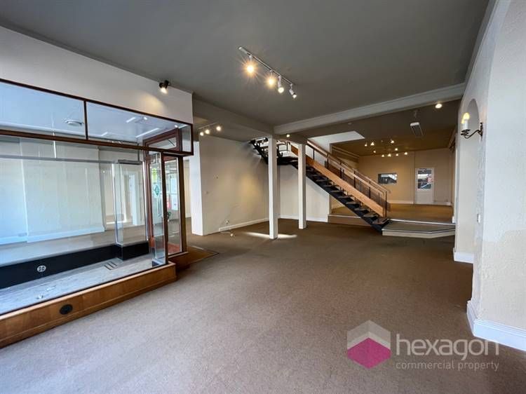 Property photo 3 of 3