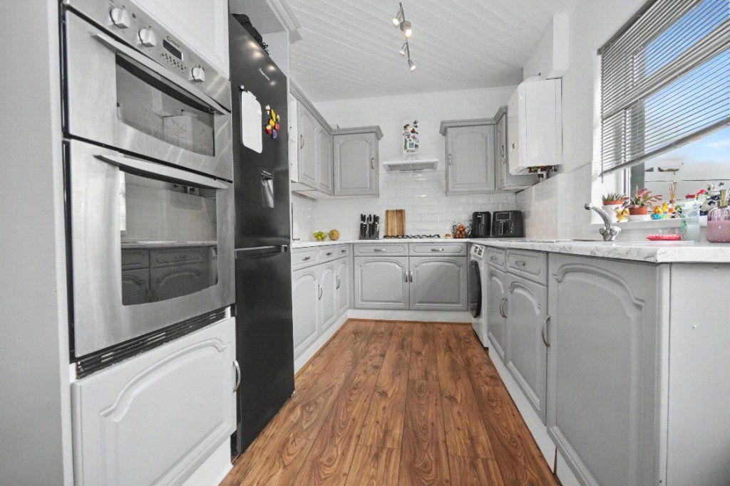 Property photo 2 of 13 Picture No. 06