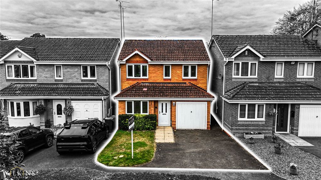 Property photo 1 of 33 Picture No. 28